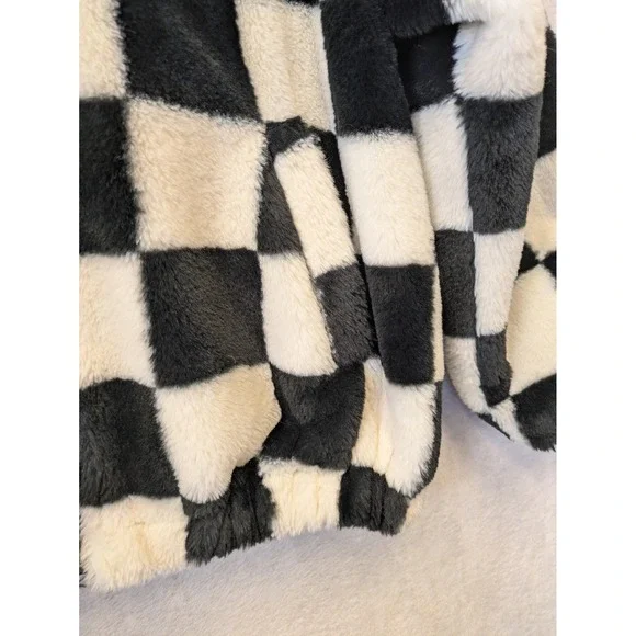 H&M Divided Women's Size S Black and White Checkerboard Faux Fur Zip Up Hoodie - Picture 4 of 9